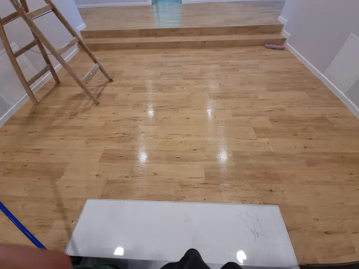 Parket bez prašine — HSE Cleaning
